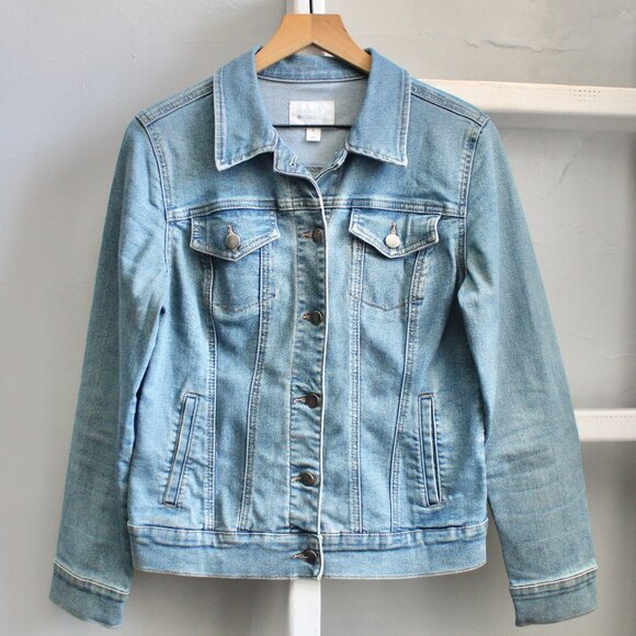 Market & Spruce Jackets & Blazers - Market & Spruce Women's Blue Denim Button Closure Jean Jacket Size Medium